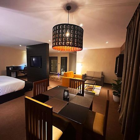 Viceroy Luxury Mountain Resort And Spa Munnar Esterno foto