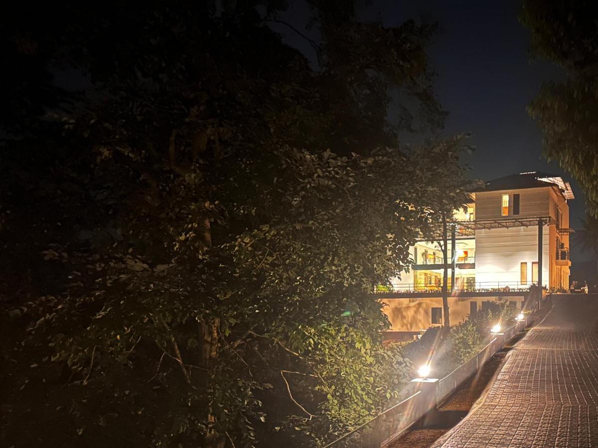 Viceroy Luxury Mountain Resort And Spa Munnar Esterno foto