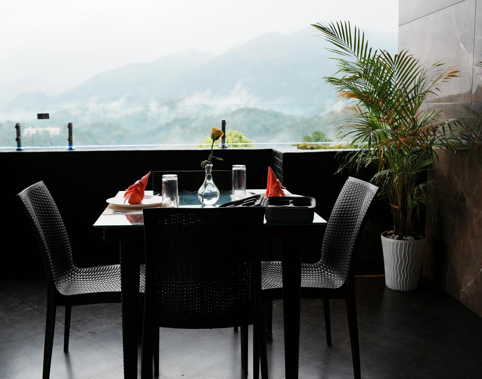 Viceroy Luxury Mountain Resort And Spa Munnar Esterno foto