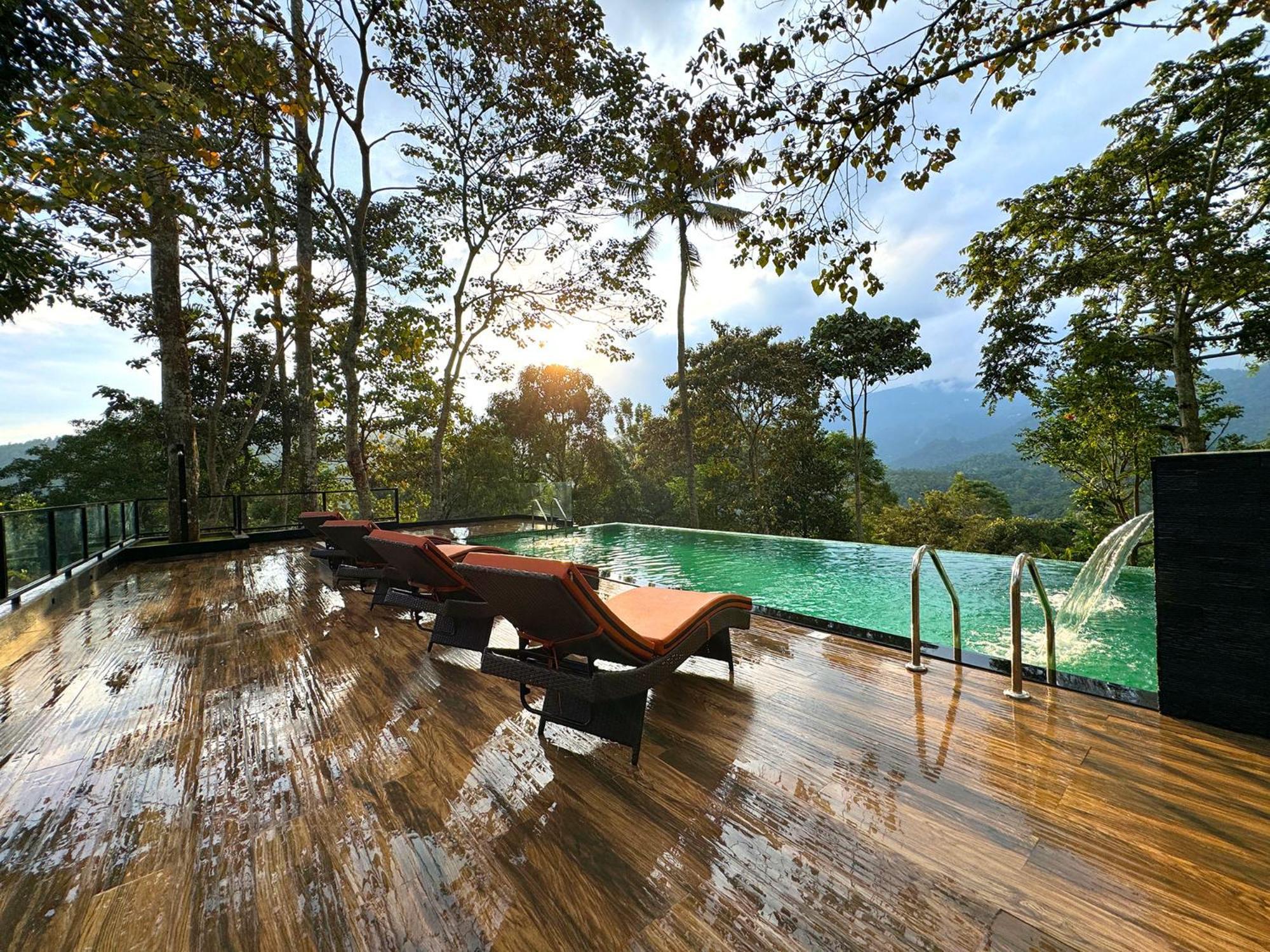 Viceroy Luxury Mountain Resort And Spa Munnar Esterno foto
